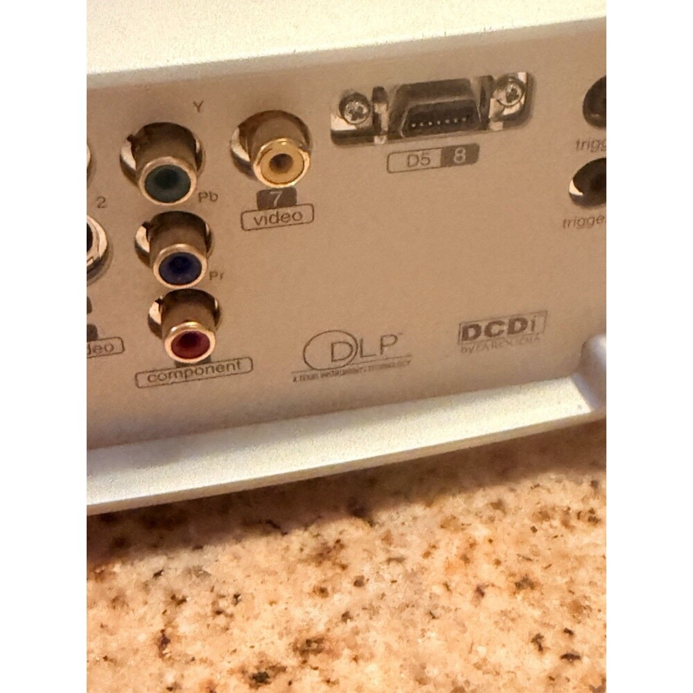 Infocus Screenplay 7205 projector , Turns On , No Remote And Untested. - Picture 11 of 16